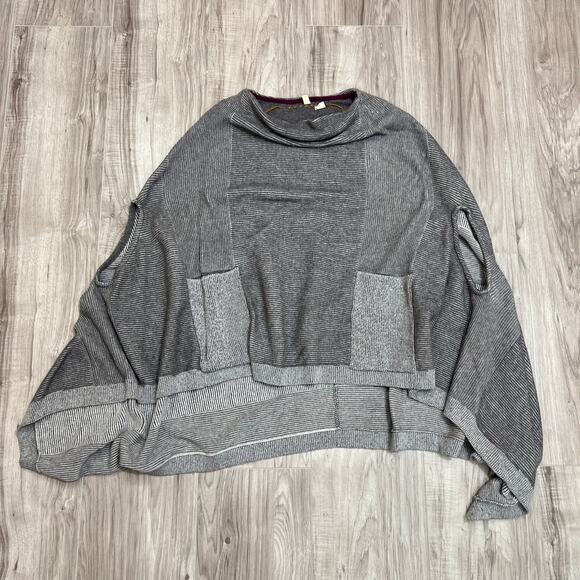 Anthropologie Moth Madison Park Cozy Gray Knit Poncho Sweater XS/S - Picture 4 of 10